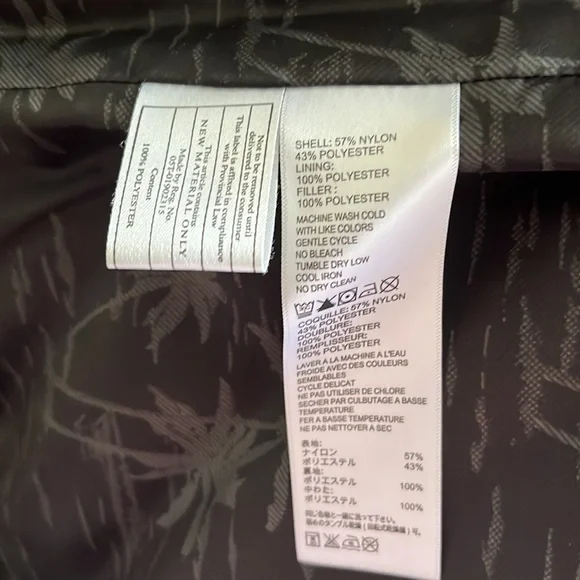 Men’s XL Tommy Bahama vest - Picture 7 of 9